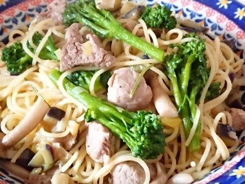 豚ヒレ肉と茄子のパスタ